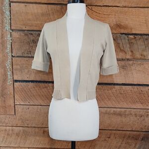 Tan cropped sweater shrug sz small
